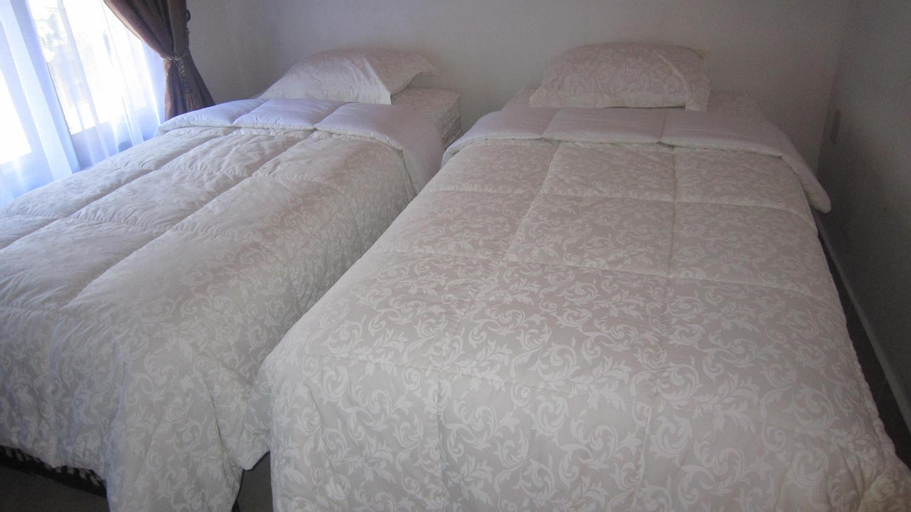 Bedroom 12