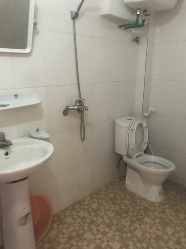 Bathroom 3, Quoc Thai hotel, Sa Pa