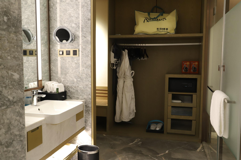 Bathroom 3