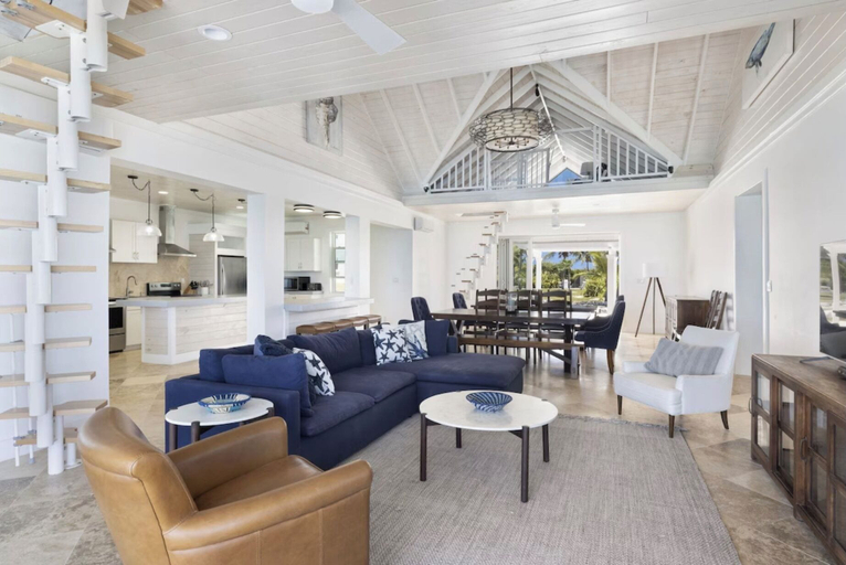 Others 5, Coastal Retreat: Newly Remodeled Beach House With Pool