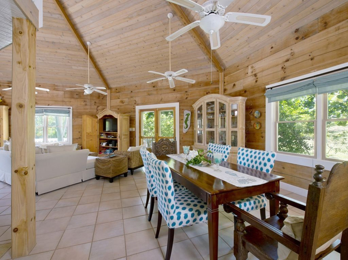 Others 4, Poponi Cottage Paradise: Pink Sand Retreat