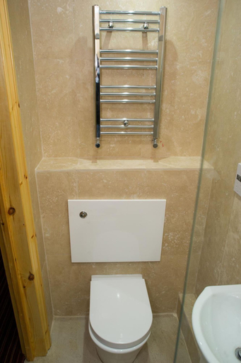 Bathroom 4, The Fountain, London