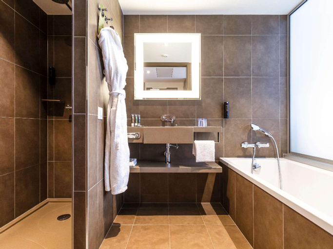 Bathroom 6