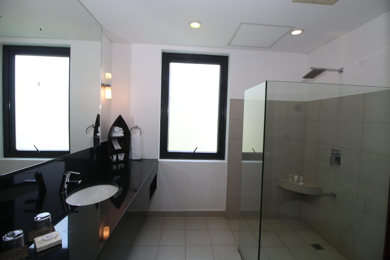 Bathroom 5