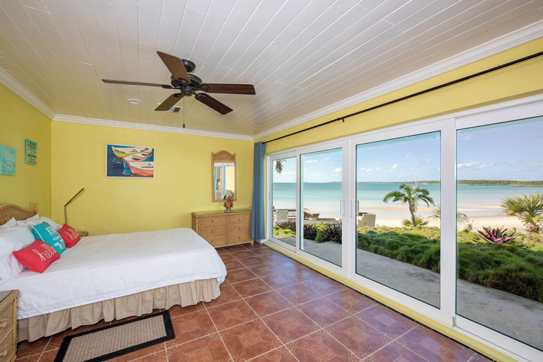 Bedroom 2, Banks Road Bliss: Luxury Estate With Pool
