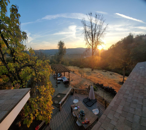 Exterior & Views, Yosemite Oasis, Mariposa