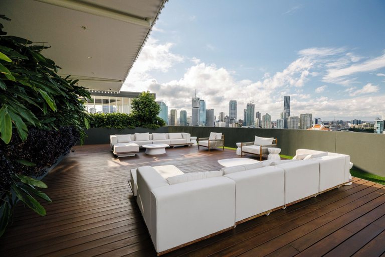 Food & Drinks, Kangaroo Point Apartments by Urban Rest, Brisbane