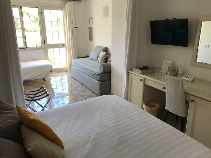 Bedroom 4, Hotel La Reginella, Napoli