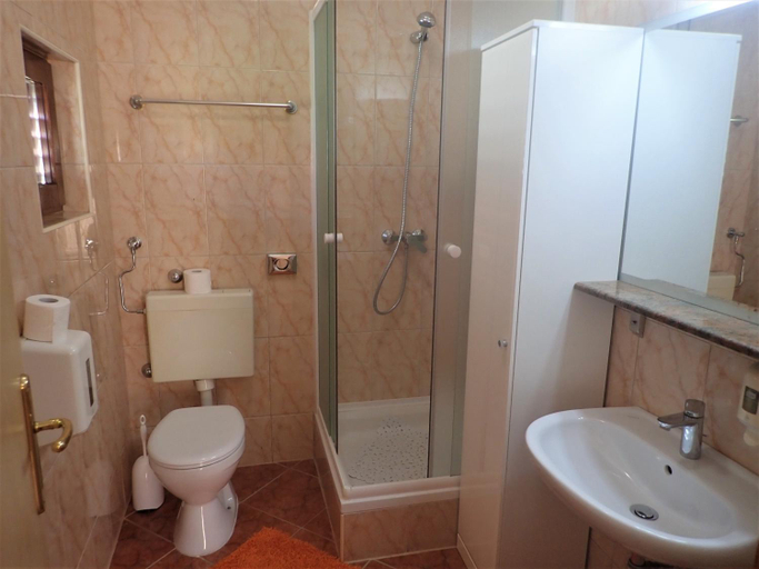 Others 5, Apartments Pjer, Starigrad