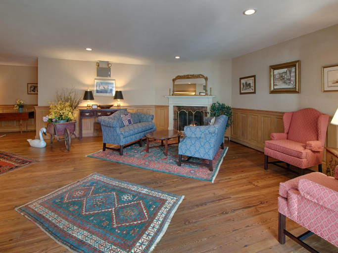Public Area 2, Mill Falls Resort Collection at the Lake, Belknap