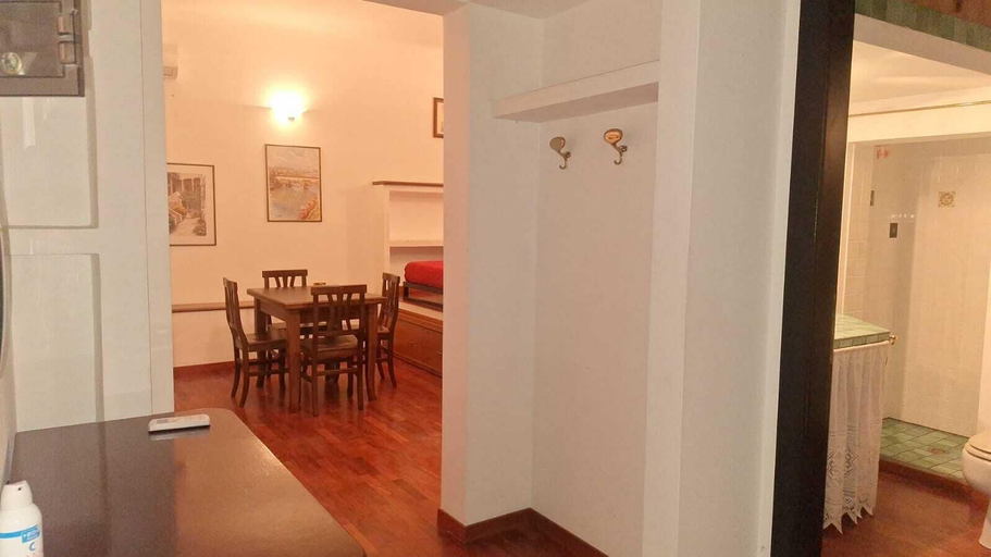 Others 5, Appartamento La Finestra Sulla Corte, Taranto