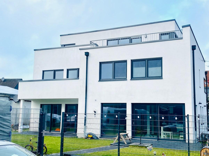 Neue Doppelhaushälfte mit Terrasse, Balkon +Garten, Remscheid