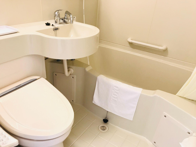 Bathroom 4, Toyoko Inn Hikone Eki Higashi Guchi, Hikone