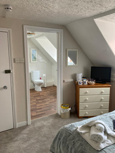 Bedroom 2, The Mayfair, Dorset