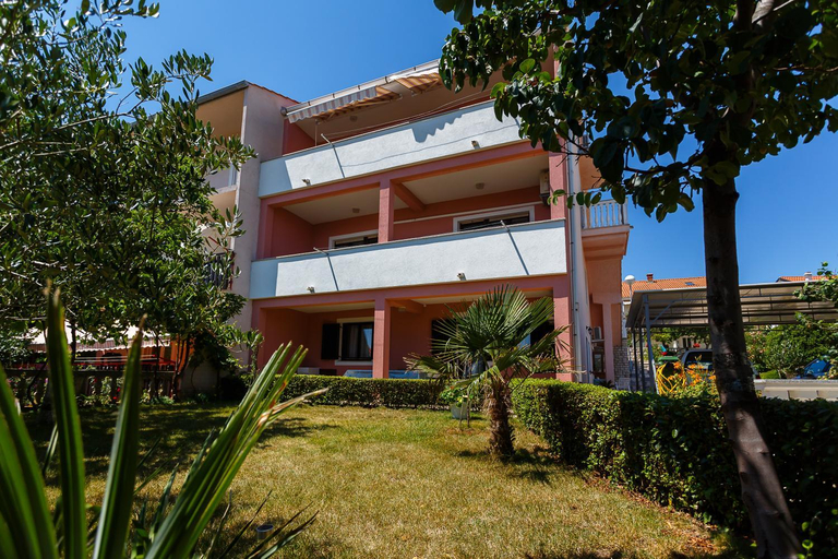 Others 2, Apartments Stupar, Krk