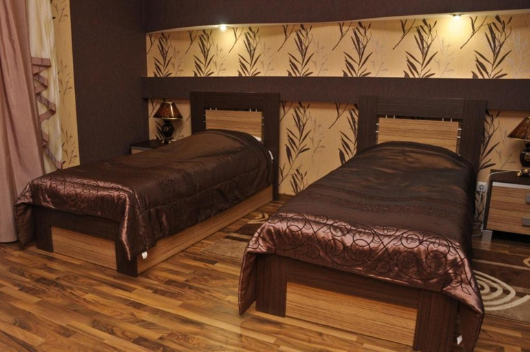 Bedroom 4, Coliseum, Khmel'nyts'ka