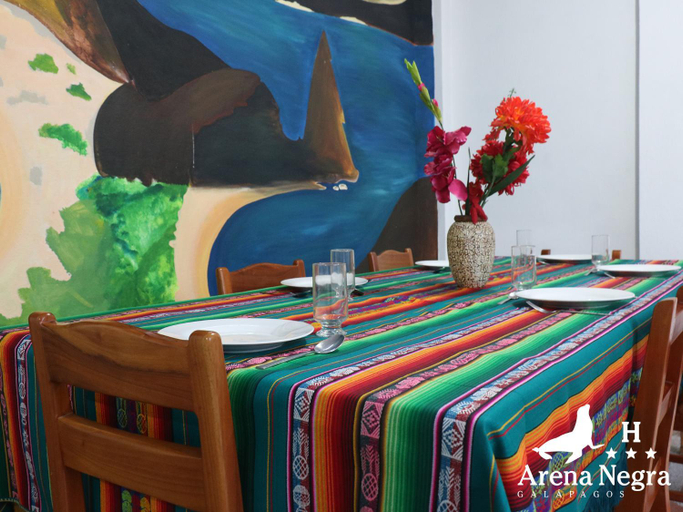 Others 4, Hostal Arena Negra, Santa Cruz