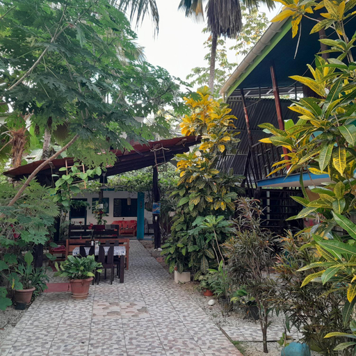 Others 4, Cabinas del Mar, Nicoya