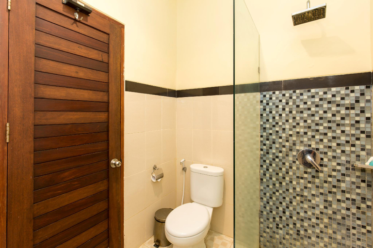 Bathroom 7