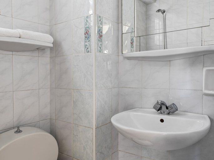Bathroom 4, Pearl Hotel, South Aegean