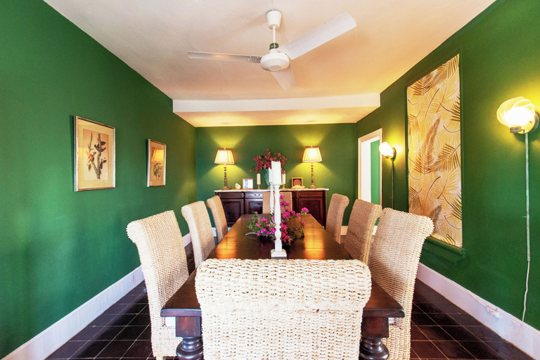 Others 5, Tropical Bliss: Secluded Island Cottage