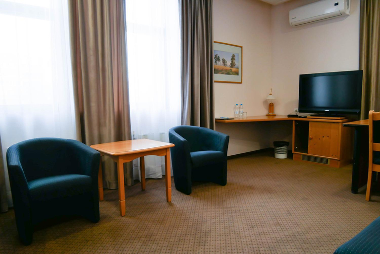 Others 5, TransHotel, Ekaterinburg gorsovet