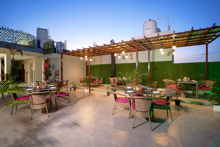 Hotel Sky View - Zirakpur, Chandigarh, Sahibzada Ajit Singh Nagar