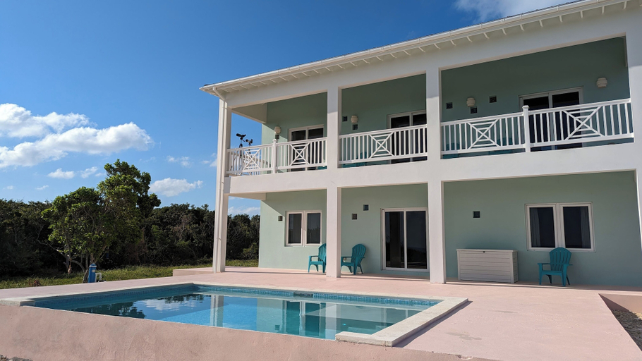 Sport & Beauty 4, Paradise Cove: Oceanfront Haven With Infinity Pool