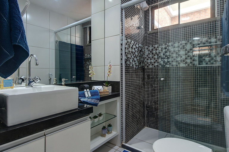 Bathroom, Apart em Porto das Dunas por Carpediem, Aquiraz