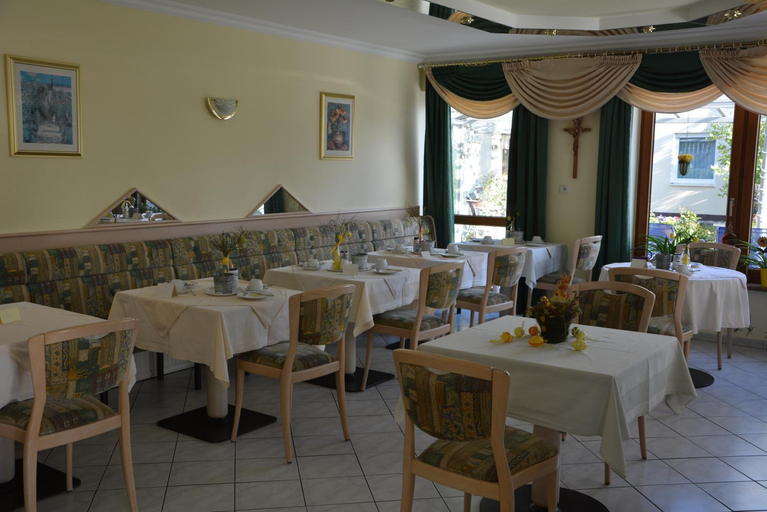 Food & Drinks, Kurpension Gundula, Passau