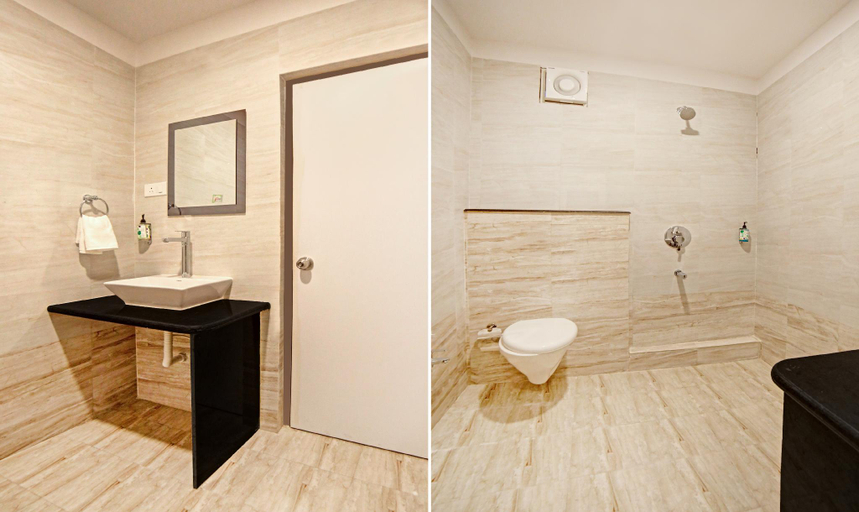 Bathroom 4, Treebo Lazystay Elite, Cuttack