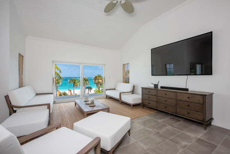 Others 5, Tranquil Waters: Private Oceanfront Retreat