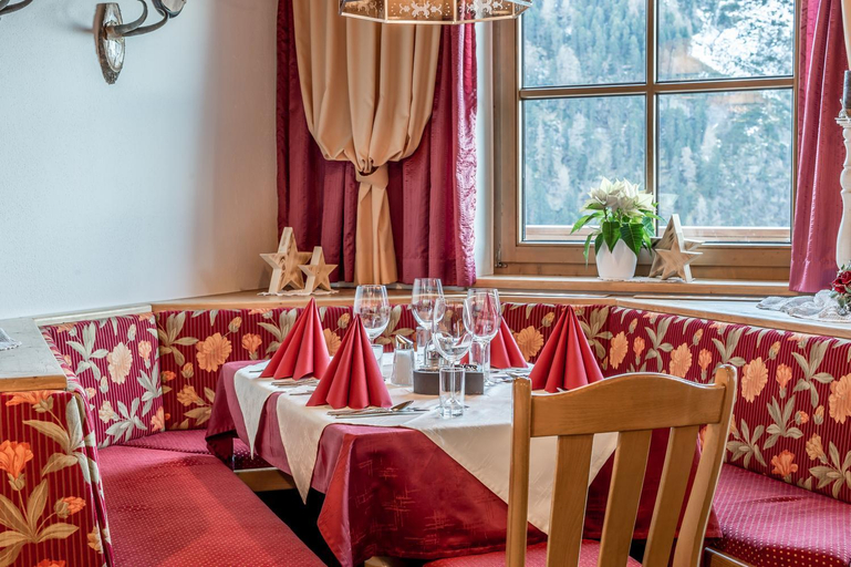 Food & Drinks 4, Berghotel & Gasthof Marlstein, Imst