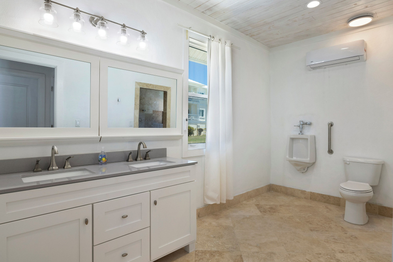 Bathroom, Island Getaway: Charming Cottage Steps From The Beach