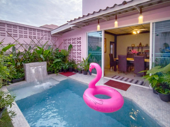 Sport & Beauty 2, Bangkok 101 + simple house+ small pool+ near BTS, Phra Khanong