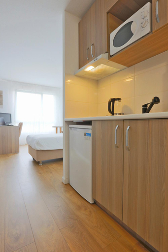 Bedroom 2, KOSY Appart'Hotels - La Maison Des Chercheurs, Meurthe-et-Moselle