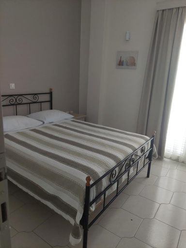 Bedroom 2, Alkyon Hotel, South Aegean