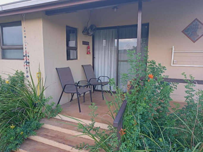 Others 4, Votadini Country Cottages, West Rand