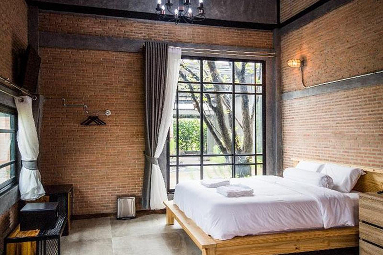 Bedroom 13
