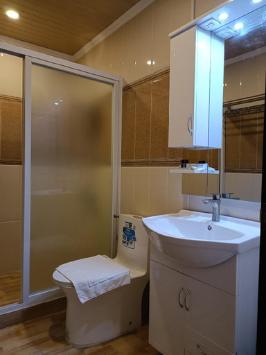 Bathroom 5