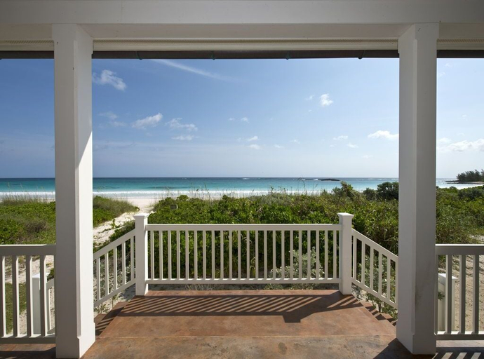 Others 4, Coastal Chic: New Luxury Oceanfront Home With Sunset Views