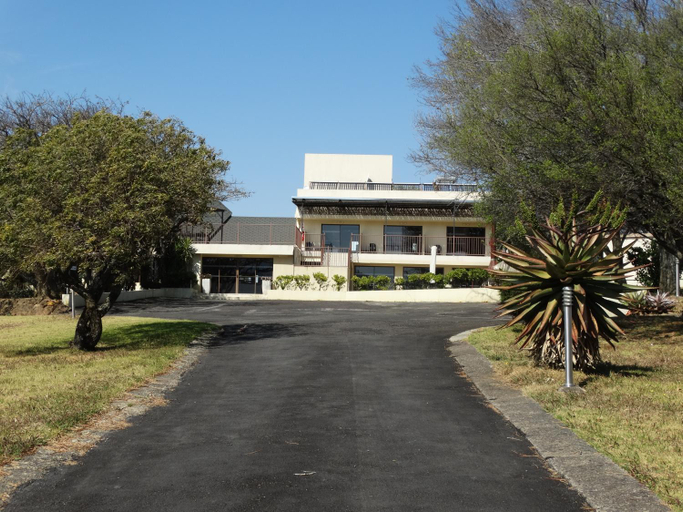 Others 4, Pyramids Motel, Uthukela