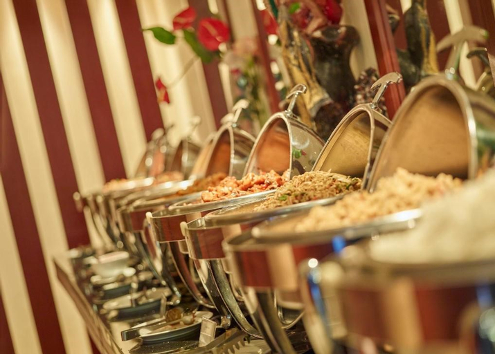 Food & Drinks 8