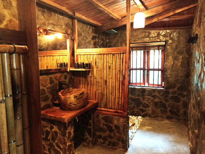Bathroom 4, Puluong Home, Bá Thước