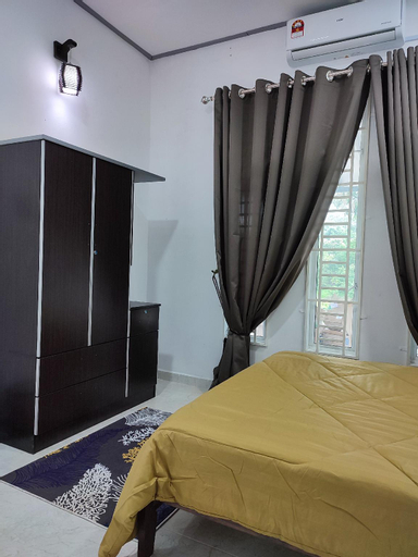 Bedroom 6