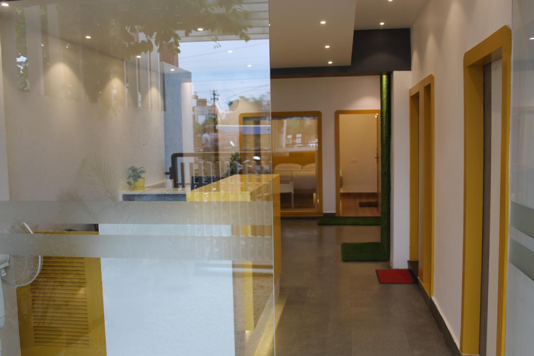 Public Area 2, Hotel Stay Inn, Bhopal