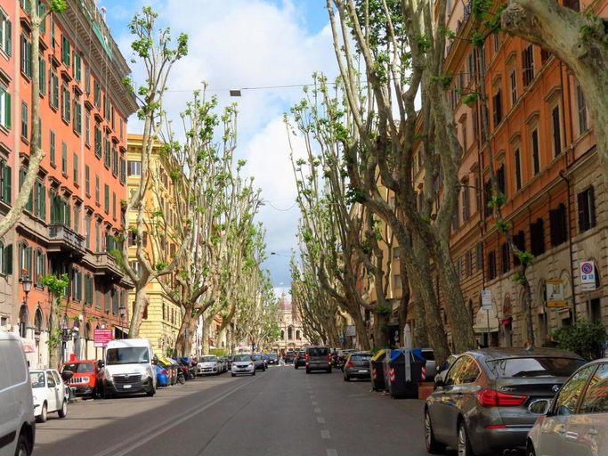 Others 4, A Casa - Home Sharing, Rome