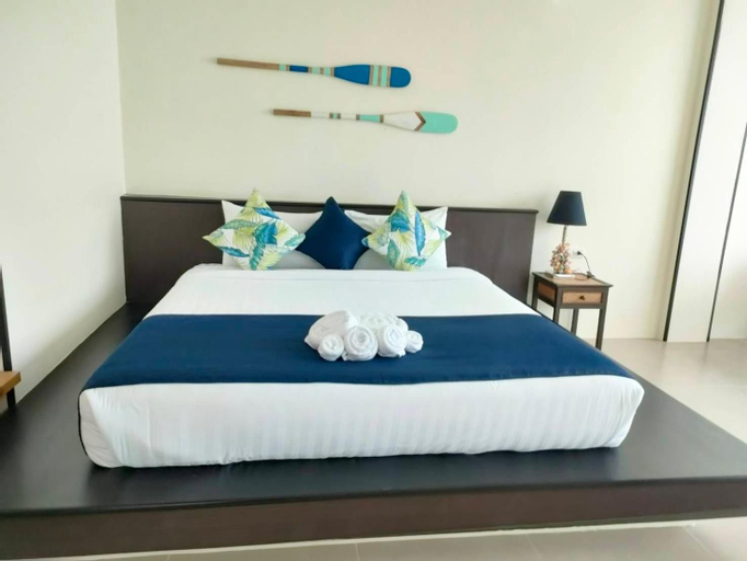 Bedroom 12