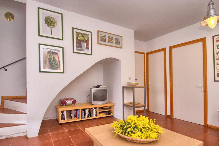 Others 4, Sa Tuna "Casas CE MA", Girona