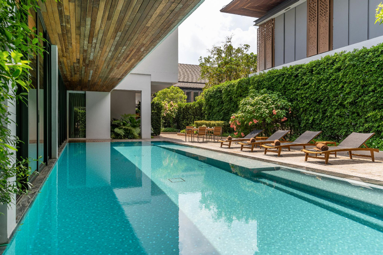 Swimming Pool 12